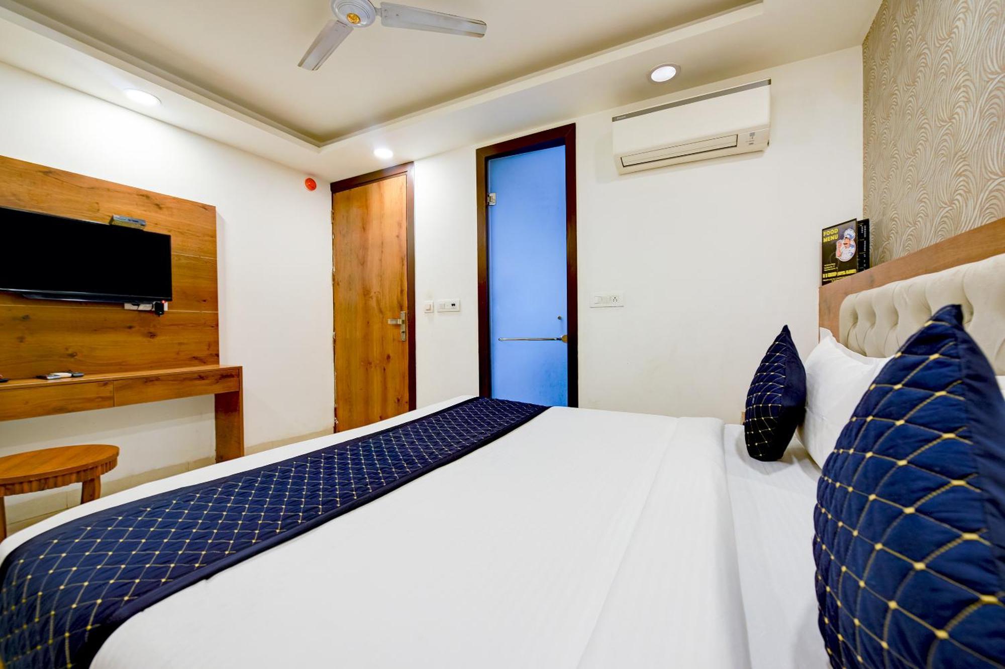 Glory Inn Near Delhi International Airport 뉴델리 외부 사진
